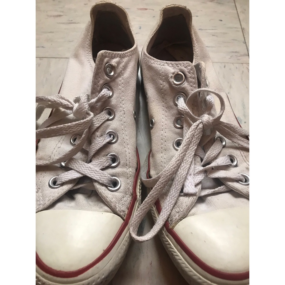 White converse